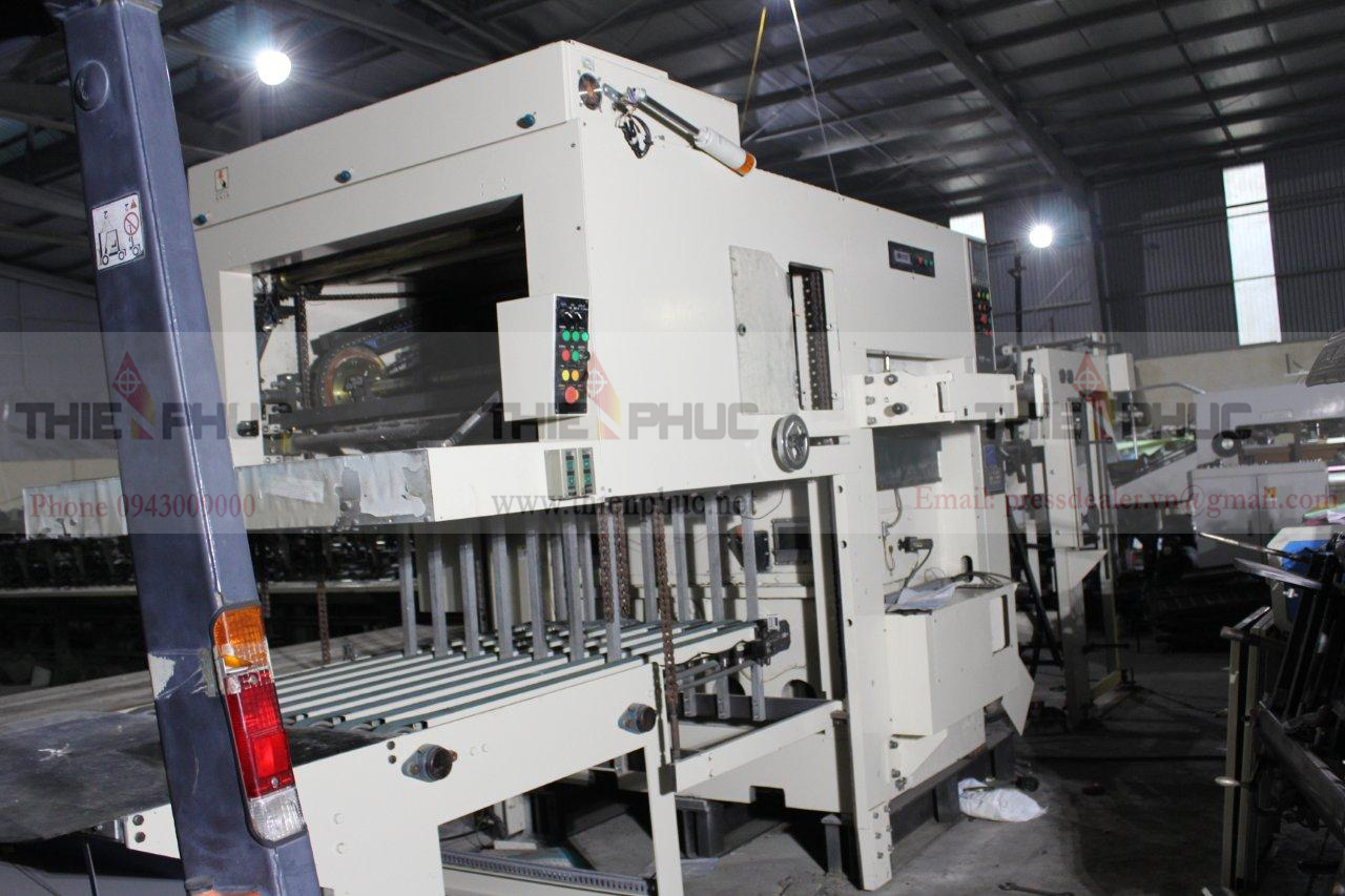 Máy cắt bế TP246